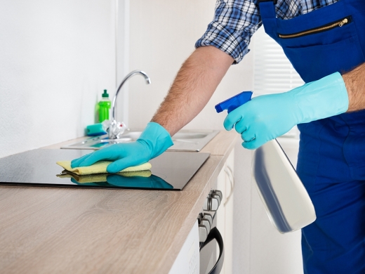 Cortinas e estofados exigem cuidados especiais em tempos de pandemia